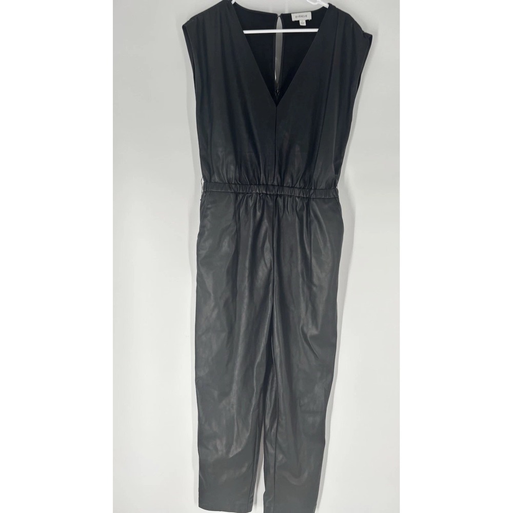 Evereve Black Vegan Faux Leather V-Neck Sleeveless‎ Jumpsuit Size Large Moto